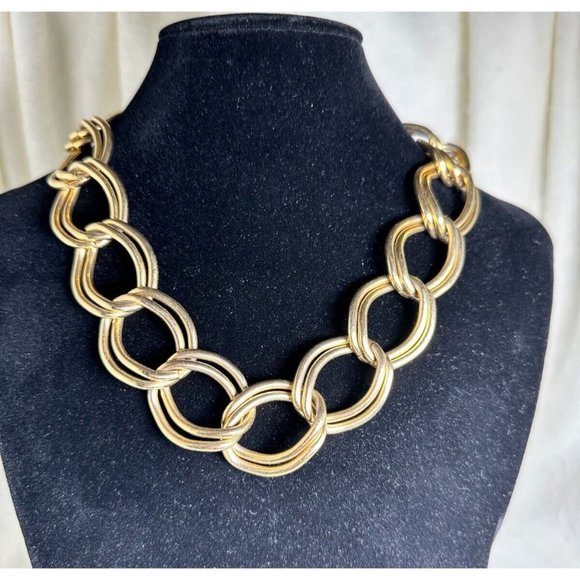 Banana Republic Jewelry - Banana Republic Double Link Gold Tone Necklace 18"